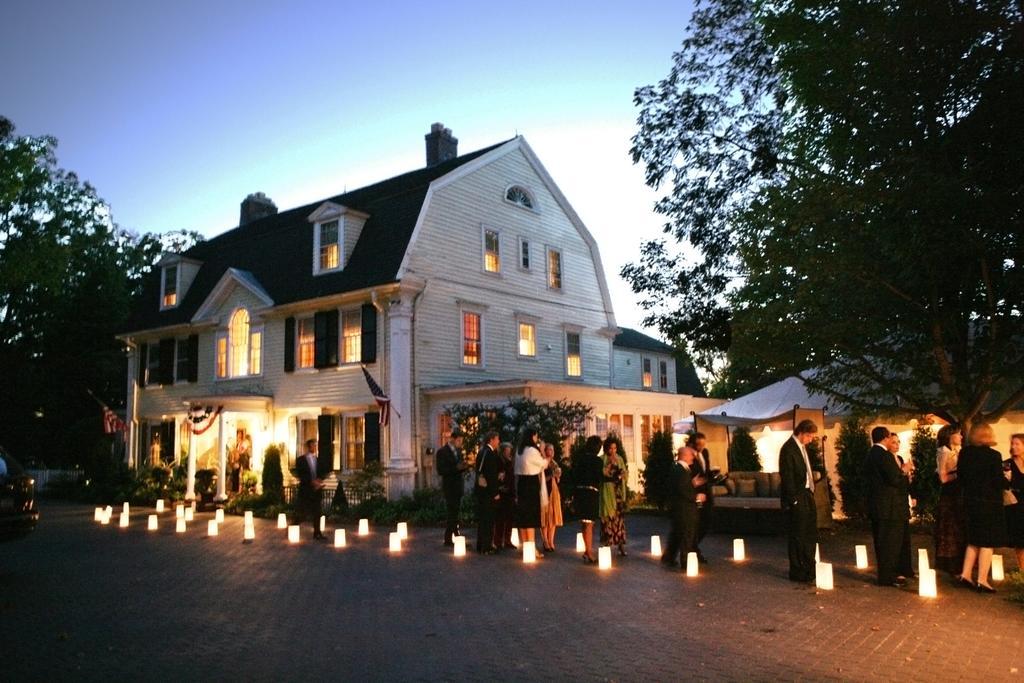 Bee And Thistle Inn Old Lyme Exterior photo